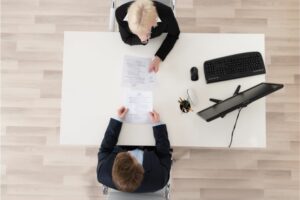 Zusammenarbeit mit einem Headhunter